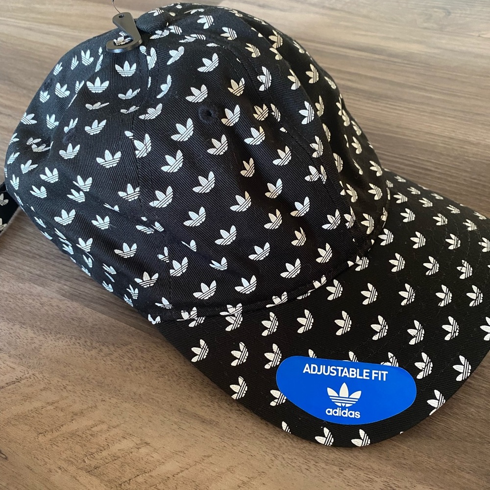 Adidas hat with mini logo all over